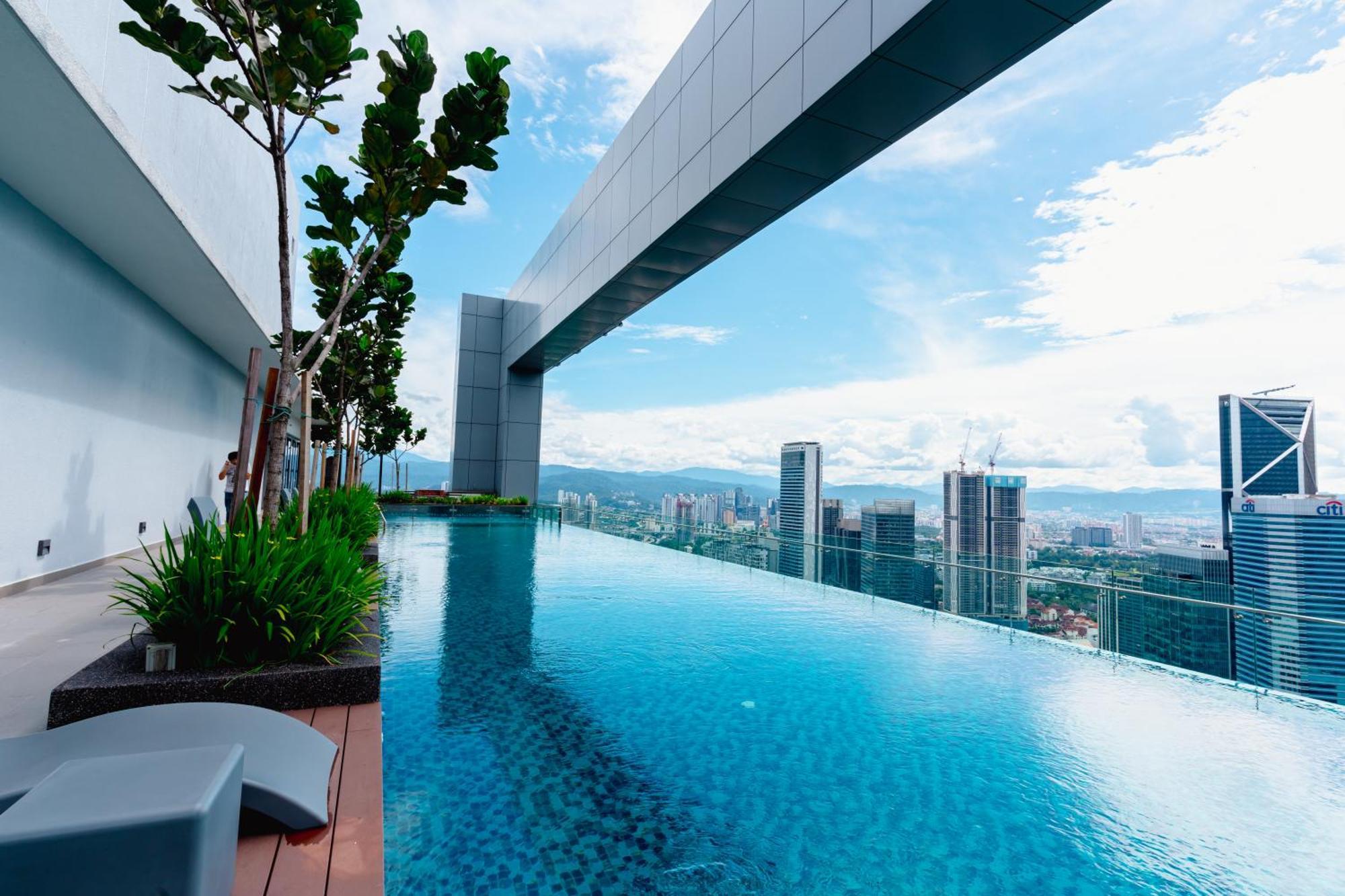Royce Klcc Kuala Lumpur City Centre By Dormeo Destinations Extérieur photo