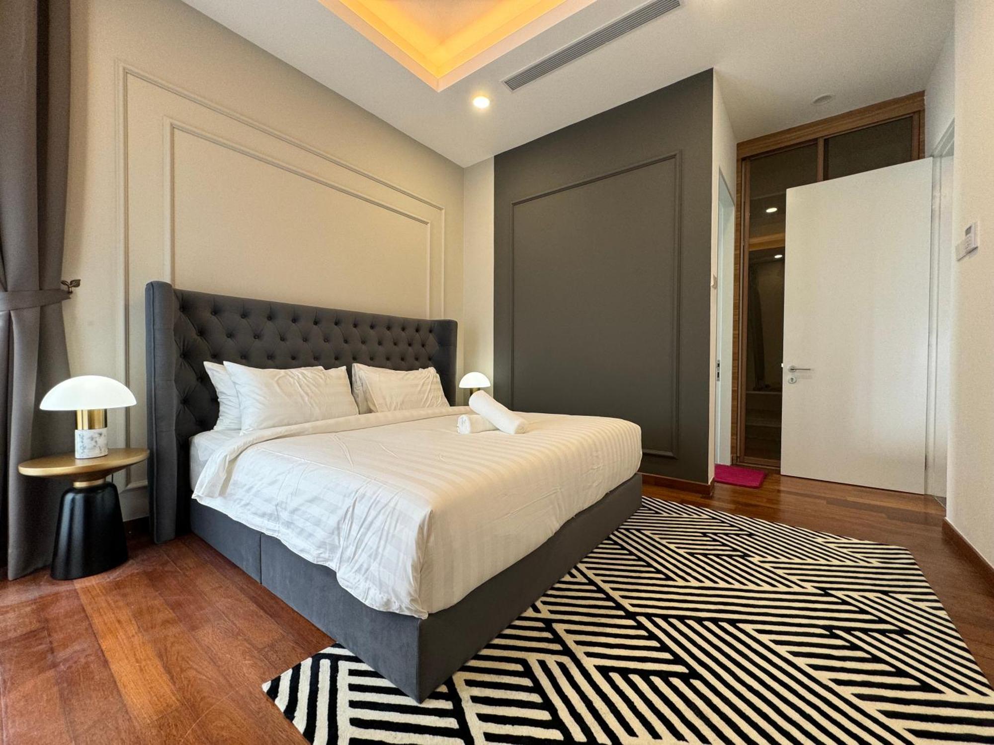 Royce Klcc Kuala Lumpur City Centre By Dormeo Destinations Extérieur photo