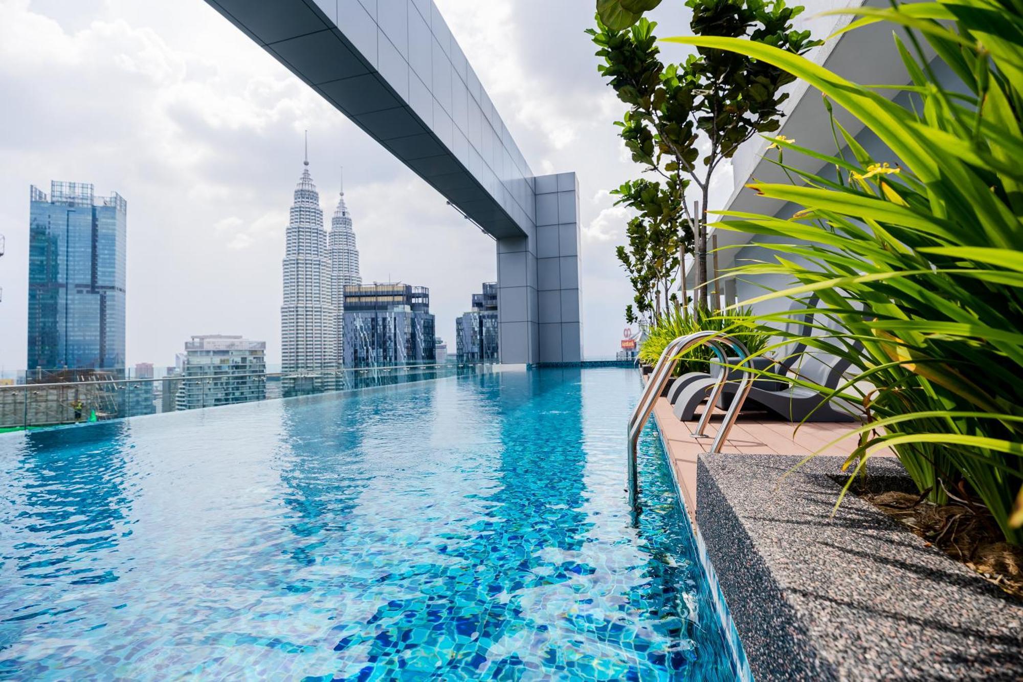 Royce Klcc Kuala Lumpur City Centre By Dormeo Destinations Extérieur photo