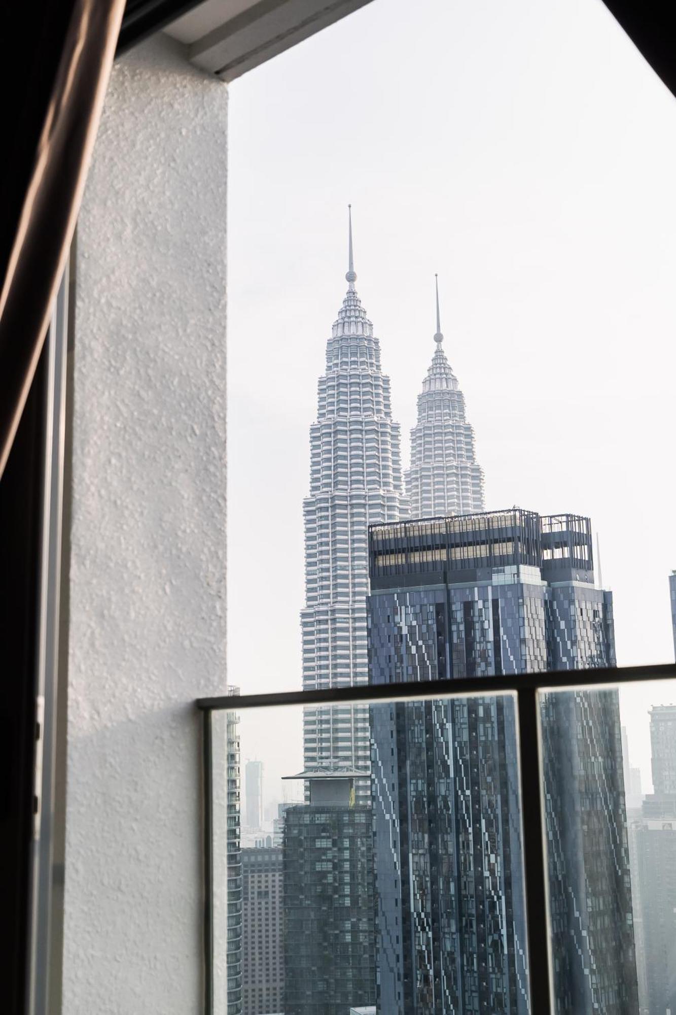Royce Klcc Kuala Lumpur City Centre By Dormeo Destinations Extérieur photo