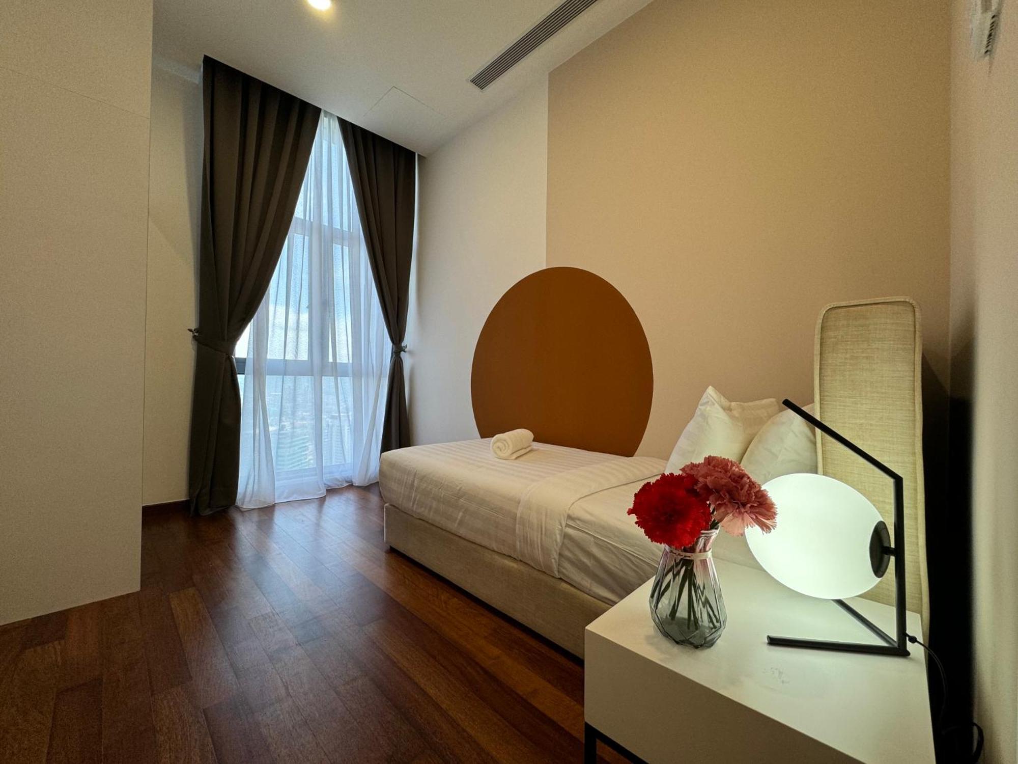 Royce Klcc Kuala Lumpur City Centre By Dormeo Destinations Extérieur photo