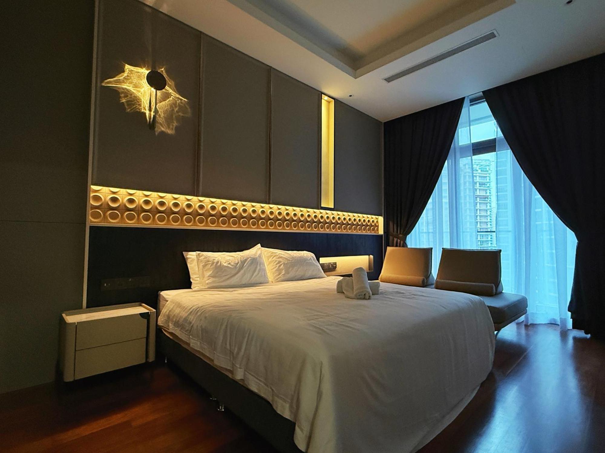 Royce Klcc Kuala Lumpur City Centre By Dormeo Destinations Extérieur photo